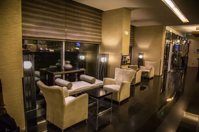 Hotel Saffron - photo 3