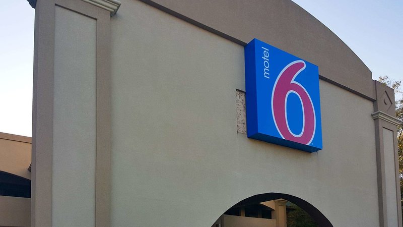 Motel 6 Little Rock - photo 1