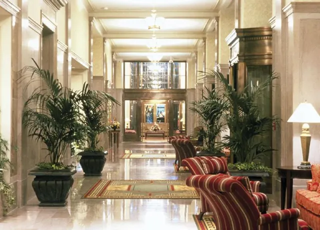 The Notary Hotel Autograph Collection - photo 3