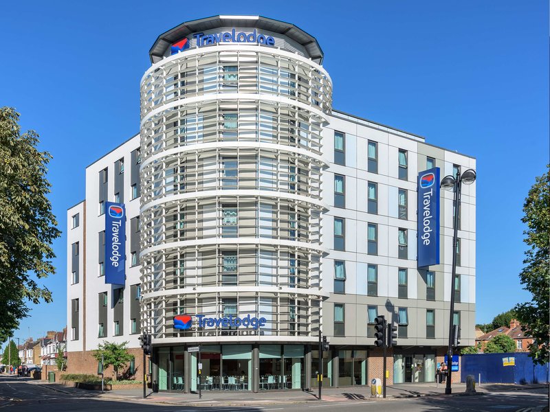 Travelodge London Hounslow - photo 1