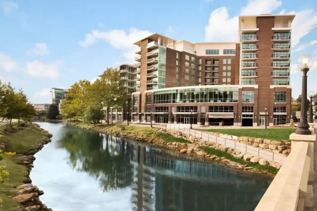 Embassy Suites by Hilton Greenville Downtown Riverplace, Greenville