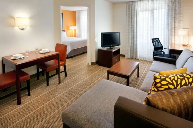 Sonesta ES Suites San Antonio Downtown Alamo Plaza - photo 4
