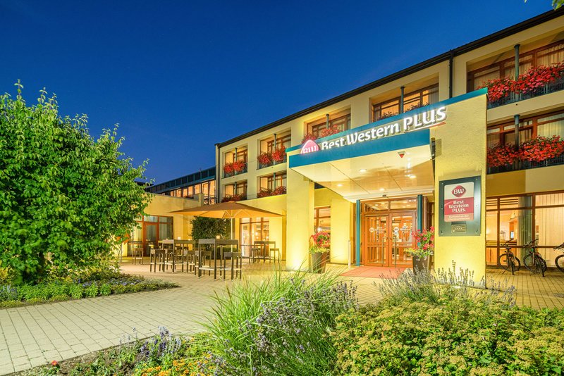 Best Western Plus Kurhotel an der Obermaintherme - photo 1