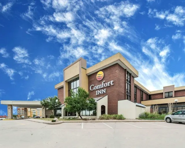 Spark by Hilton Denver East I 70 - photo 2