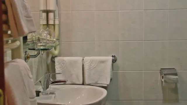 Hotel Central Zagreb - photo 4