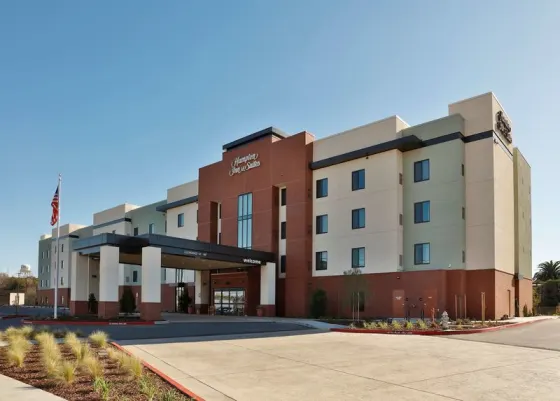 Hampton Inn & Suites Sacramento At Csus