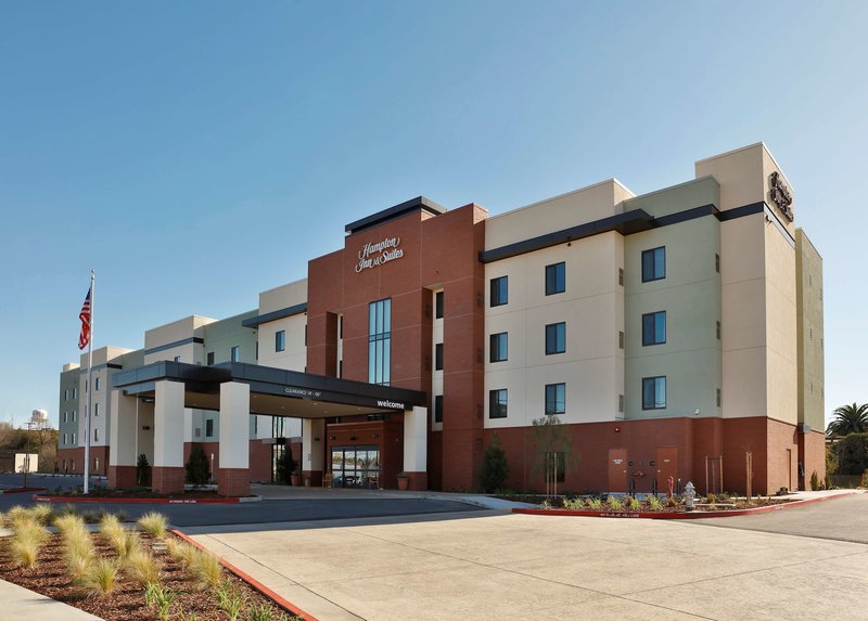 Hampton Inn & Suites Sacramento At Csus - photo 1