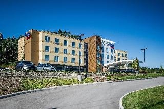Fairfield Inn & Suites Cambridge, Cambridge