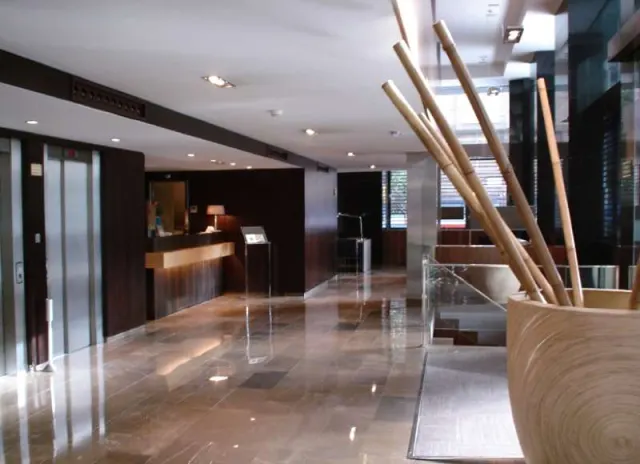 AC Hotel Irla - photo 4