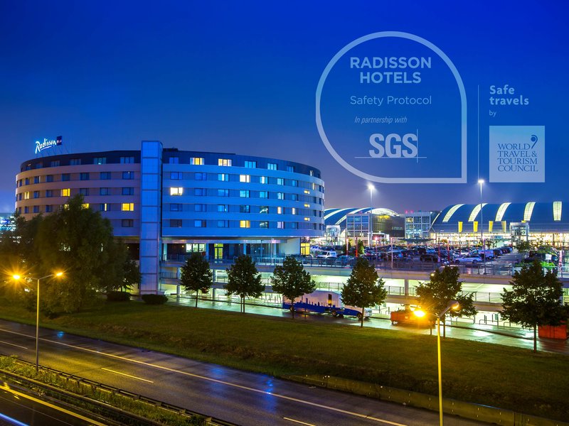 Radisson Blu Hamburg Airport - photo 1