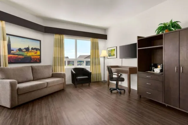 Days Inn by Wyndham Montmagny - photo 4