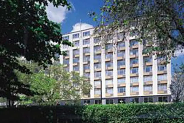 Thistle Hyde Park Kensington Gardens Hotel - photo 4