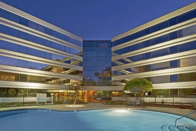Hilton Durham near Duke University - photo 4