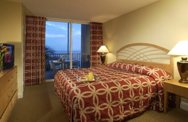 DiamondHead Beach Resort - photo 4