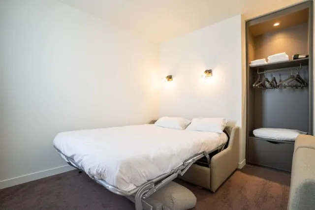 Melies Hotel - zdjęcie 2