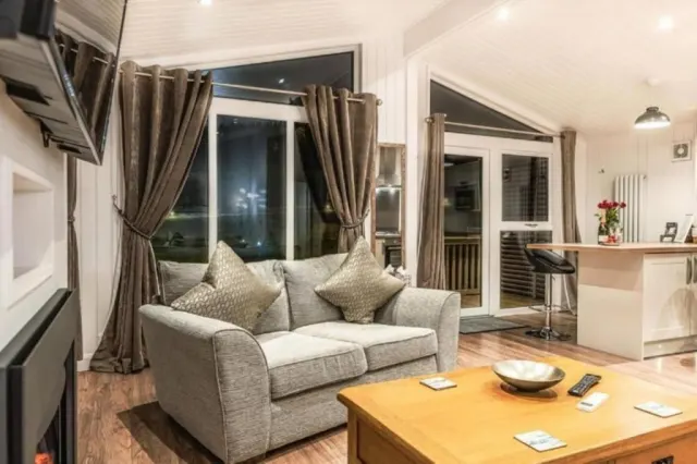 Silverwood Luxury Lodges - photo 4