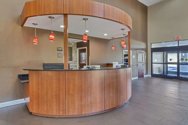 Comfort Suites Wilson - photo 4