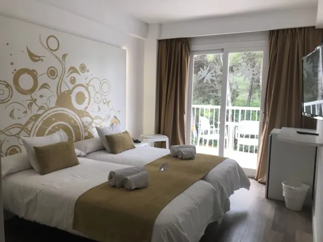 R2 Bahia Cala Ratjada Design Hotel - photo 4