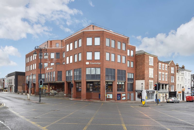 Travelodge Chester Central Bridge Street - photo 1