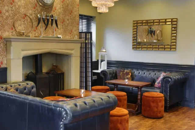 Eccleston Arms - photo 4