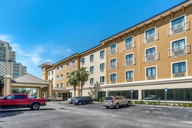 Comfort Inn & Suites Fort Walton Beach - photo 2