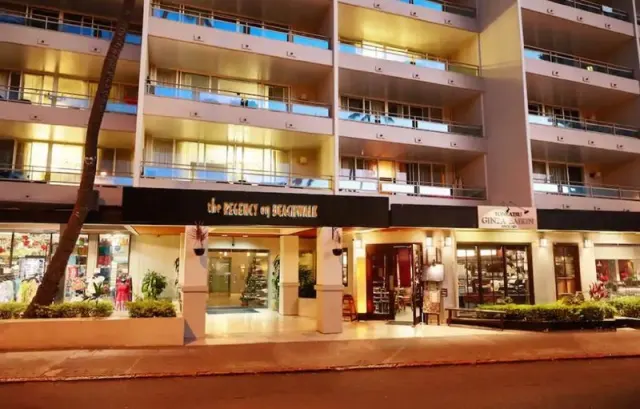 Regency on Beachwalk Waikiki by OUTRIGGER - photo 4