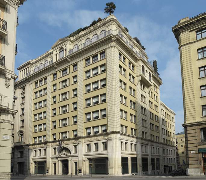 Grand Hotel Central - photo 1