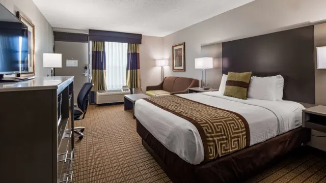 Best Western Fayetteville Inn - photo 3