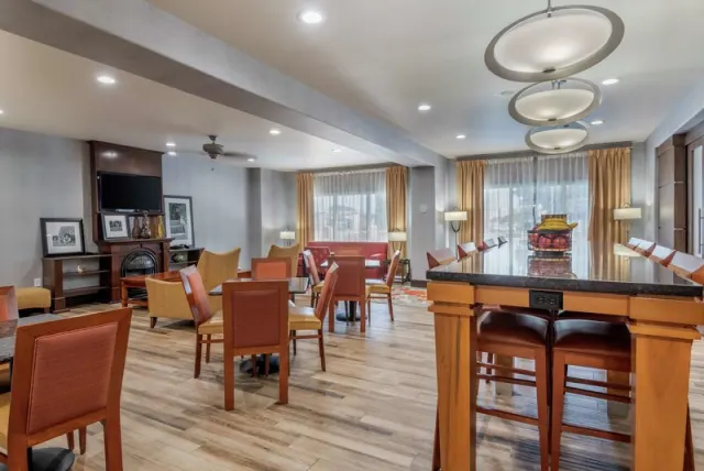 Hampton Inn Brownwood - foto 4