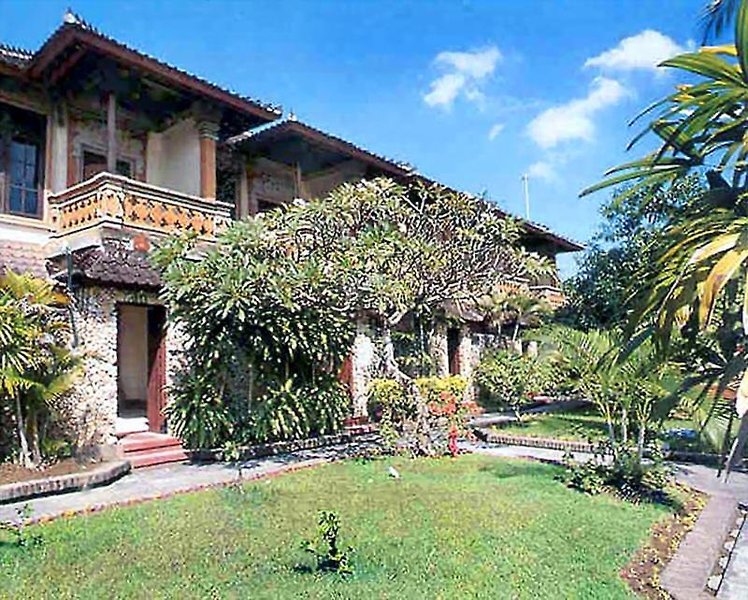 Champlung Mas Hotel - photo 1