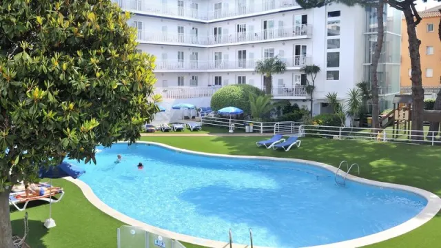 GHT Balmes Hotel Aparthotel & SPLASH - photo 2