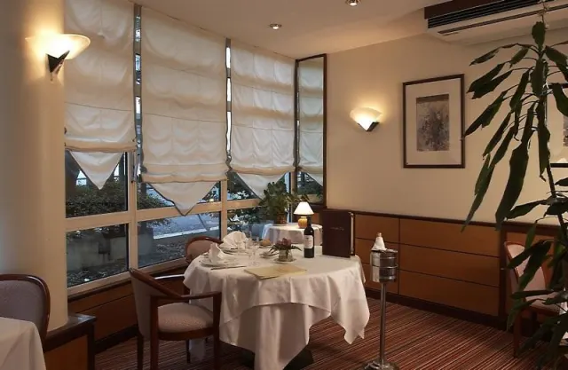 Hôtel L'Amirauté Brest - photo 2