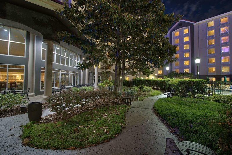 La Quinta Inn  Suites by Wyndham Orlando I DriveConv Ctr - photo 1