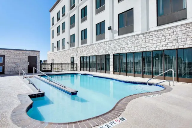 Wingate by Wyndham San Angelo - photo 2