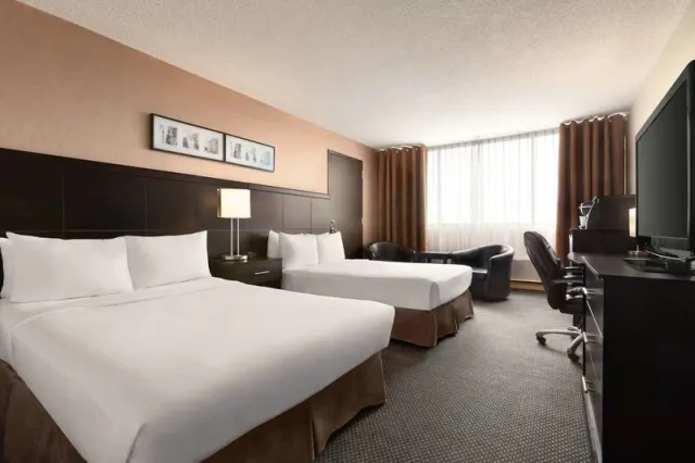 Travelodge by Wyndham Hotel & Convention Centre Quebec City - foto 4