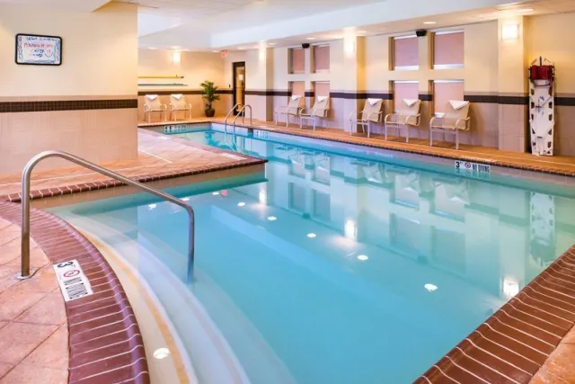 Hampton Inn & Suites National Harbor/Alexandria Area - photo 4