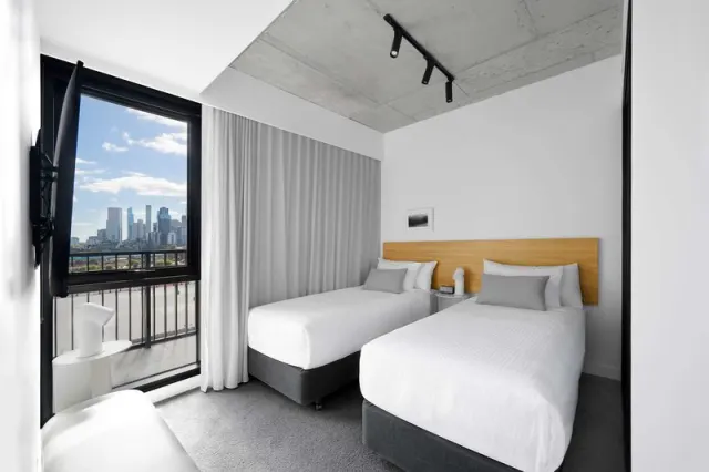 Nesuto Apartment Hotel Docklands Melbourne - photo 3