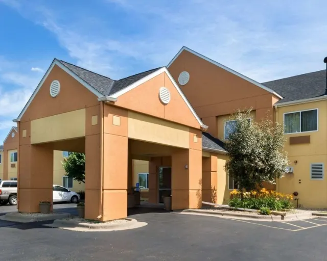 Quality Inn - nuotrauka 2
