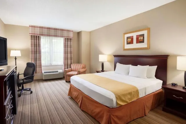 Country Inn & Suites by Radisson, Ithaca, NY - photo 4