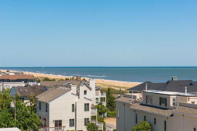Wyndham Virginia Beach Oceanfront - photo 1