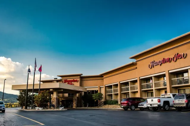 Hampton Inn CaryvilleI75Cove LakeState Park, Tennessee