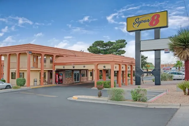 Super 8 by Wyndham El Paso Airport, El Paso