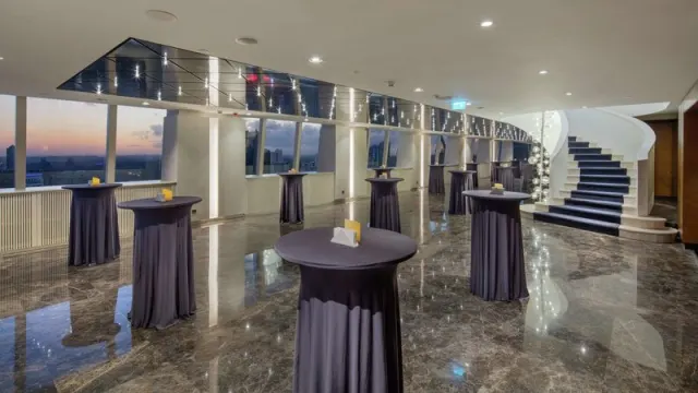 Hilton Istanbul Maslak - photo 2