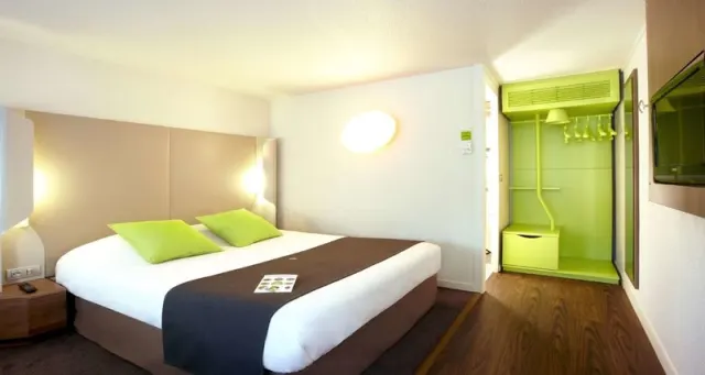 Hotel Campanile Clermont Ferrand Nord - Riom - photo 4