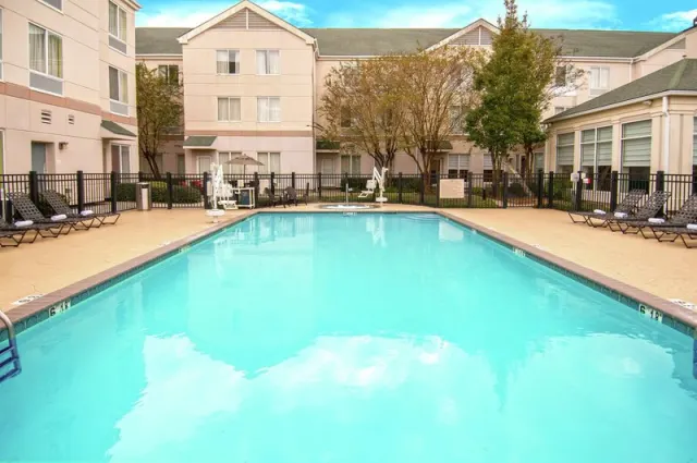 Wyndham Garden New Orleans Airport - photo 3