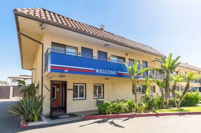 Motel 6 UCR Riverside CA - foto 2