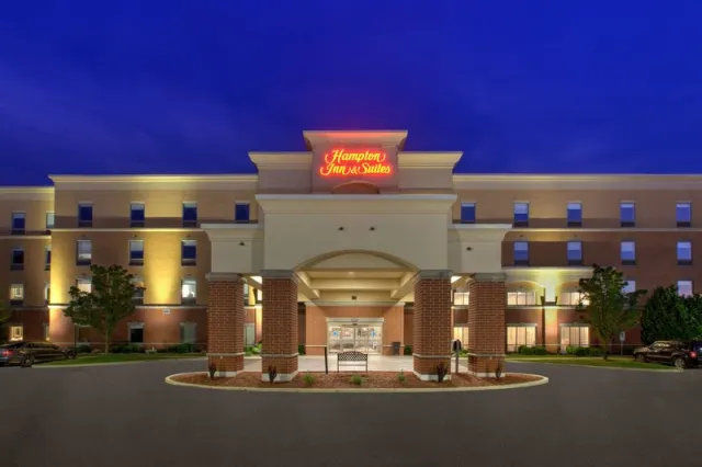 Hampton Inn and Suites FlintGrand Blanc - photo 2