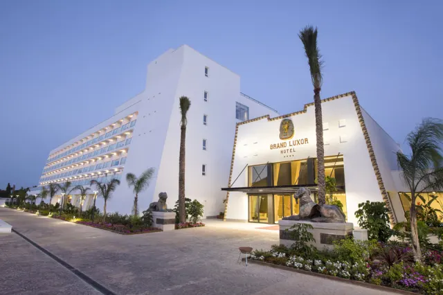 Grand Luxor Hotel - photo 2