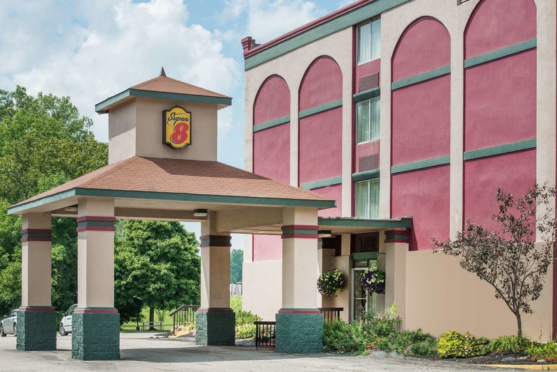 Econo Lodge Erie near Casino - photo 1
