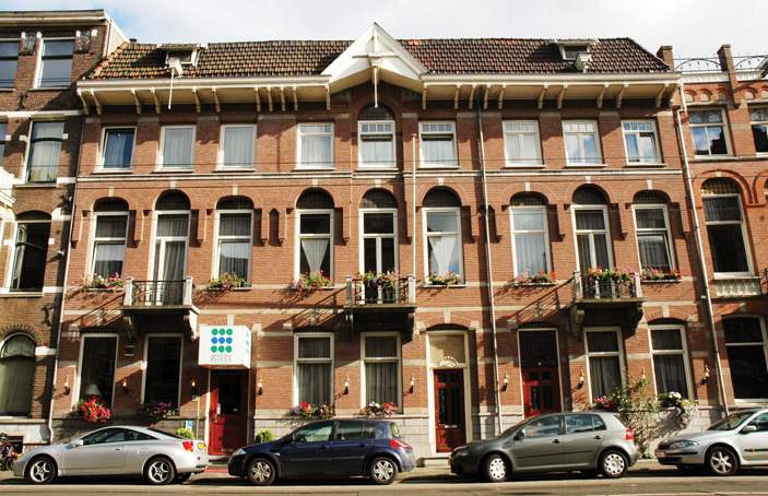 Apple Inn - photo 1